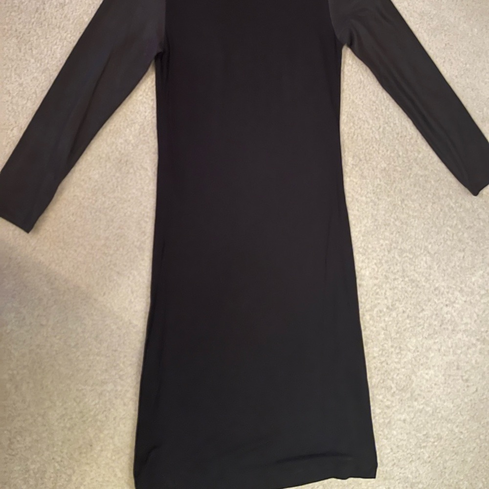 Dress - Picture 3 of 3